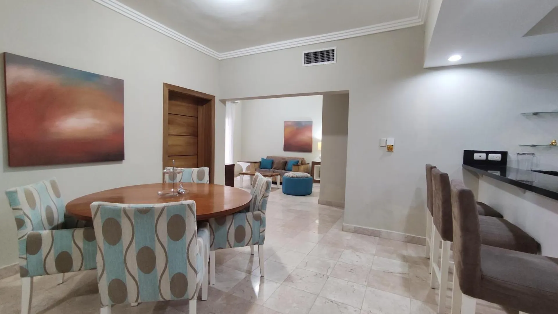 Beachfront Apartament - Private Beach Access Punta Cana